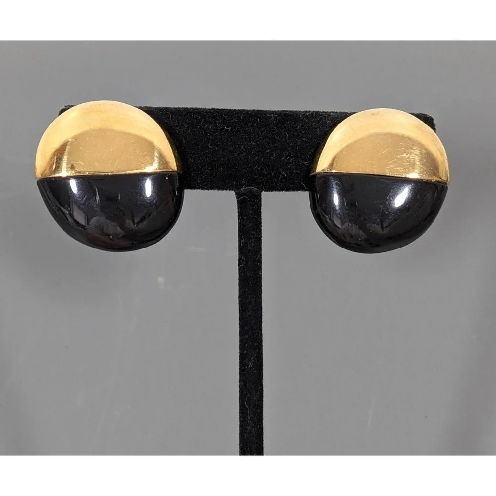 Liz Claiborne Vintage Black Gold Colorblock Dome Earrings Pierced Classic‎